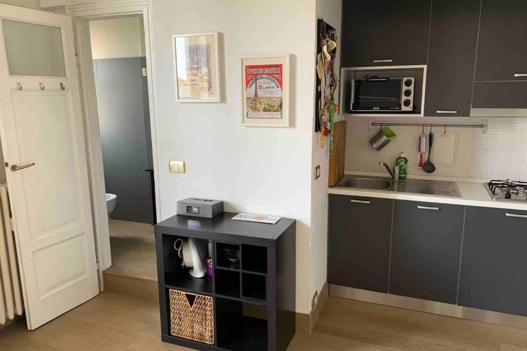Splendido Con Tutti Servizi In Zona Navigli Apartamento Milán
